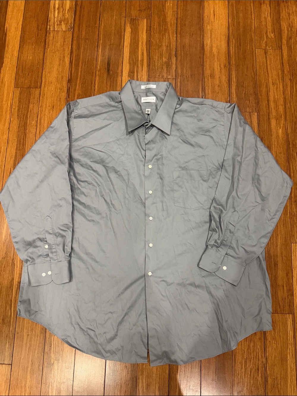 Van Heusen wrinkle free Light Gray Long-Sleeve Dress Shirt neck 20 34/35 big
